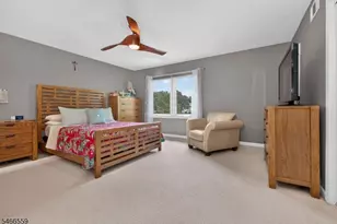 55 Chelsea Cir, Raritan Township, NJ 08822 - Photo 13