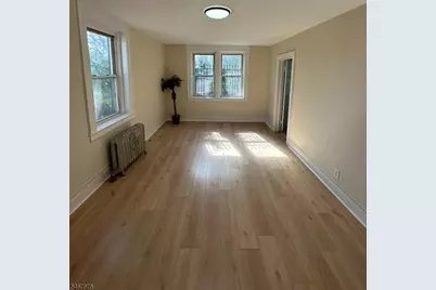 264 Lyons Ave, Newark, NJ 07112 - Photo 9