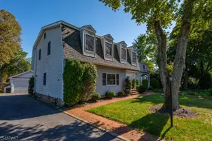6 May Ave, Pequannock Township, NJ 07444 - Photo 3