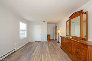 6 May Ave, Pequannock Township, NJ 07444 - Photo 21