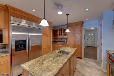 25 Morningside Cir, Little Falls Township, NJ 07424 - Photo 13