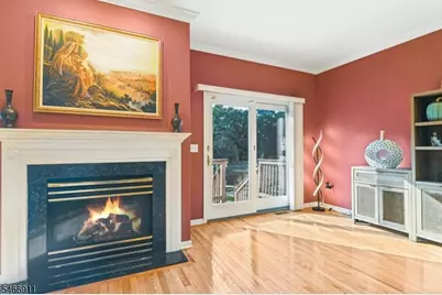 25 Hidden Pond Ct, Raritan, NJ 08869 - Photo 9