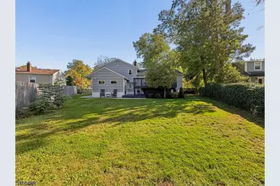 2 Buckingham Dr, Madison, NJ 07940 - Photo 39