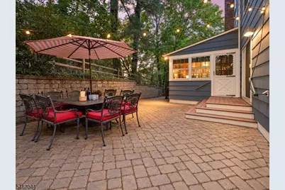 45 Wayland Dr, Verona, NJ 07044 - Photo 47