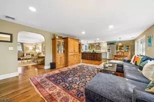 45 Wayland Dr, Verona, NJ 07044 - Photo 9