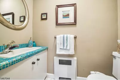 45 Wayland Dr, Verona, NJ 07044 - Photo 33