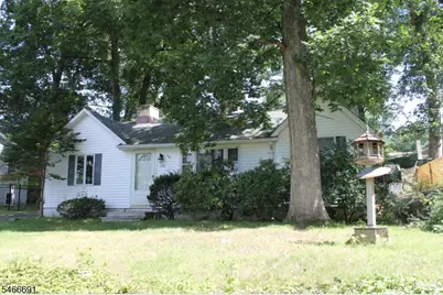 124 New Jersey Ave, Jefferson Township, NJ 07849 - Photo 3