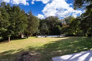116 Emerson Rd, Franklin Township, NJ 08873 - Photo 27