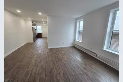 51 E Kinney St #3, Newark, NJ 07102 - Photo 5