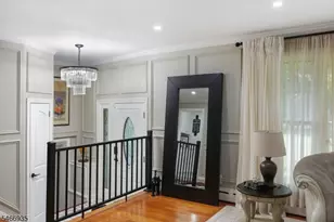 62 Guinard Dr, Watchung, NJ 07069 - Photo 3
