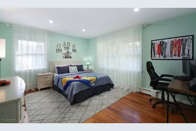 62 Guinard Dr, Watchung, NJ 07069 - Photo 21