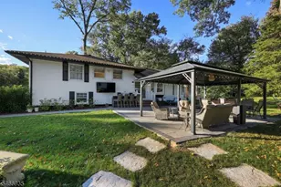 62 Guinard Dr, Watchung, NJ 07069 - Photo 39