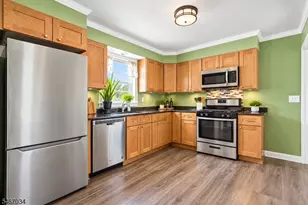 19 Cona Ct, Haledon, NJ 07508 - Photo 5