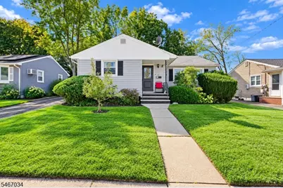 19 Cona Ct, Haledon, NJ 07508 - Photo 1