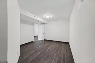 20 Suydam Ave, Edison, NJ 08817 - Photo 35