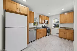 20 Suydam Ave, Edison, NJ 08817 - Photo 9