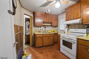409 Olcott St, Orange, NJ 07050 - Photo 13