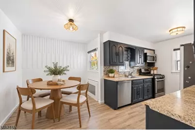 49 Warren St, Clifton, NJ 07013 - Photo 7