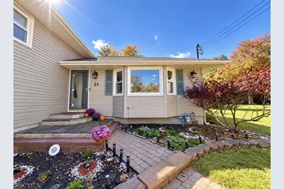 21 Alan Ln, Mine Hill, NJ 07803 - Photo 3