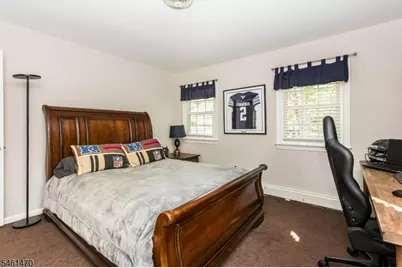22 Sloping Hill Ter, Wayne, NJ 07470 - Photo 25