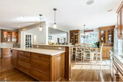 22 Sloping Hill Ter, Wayne, NJ 07470 - Photo 17