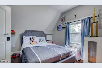 80 N Hill Rd, Woodbridge Township, NJ 07067 - Photo 17