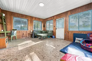 424 S 1st St, Lopatcong Township, NJ 08865 - Photo 15