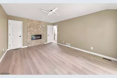 22 Forest Ln, Ewing Township, NJ 08628 - Photo 13