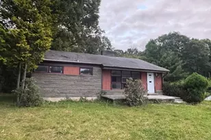 264 Cozy Lake Rd, Jefferson Township, NJ 07438 - Photo 1