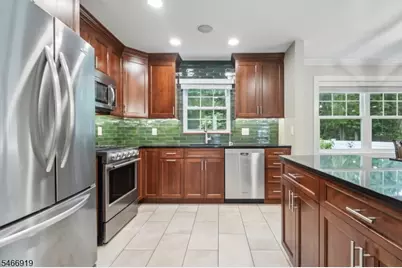 25 Ascot Way, Summit, NJ 07901 - Photo 9