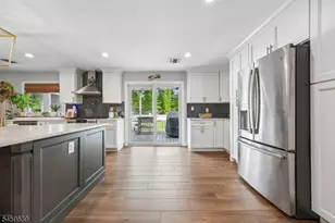 41 Carlos Dr, Fairfield, NJ 07004 - Photo 13