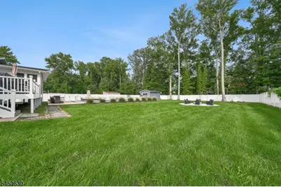 41 Carlos Dr, Fairfield, NJ 07004 - Photo 33