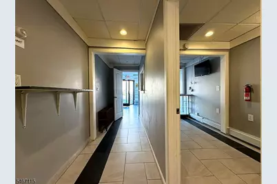 970 W Grand St, Elizabeth, NJ 07202 - Photo 11
