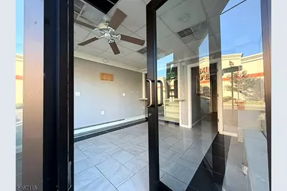 970 W Grand St, Elizabeth, NJ 07202 - Photo 5