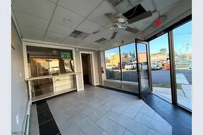 970 W Grand St, Elizabeth, NJ 07202 - Photo 3