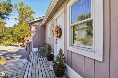 47 Jefferson Trl, Hopatcong, NJ 07843 - Photo 3