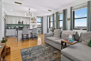 4 Beacon Way, Jersey City, NJ 07304 - Photo 21