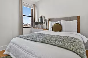 4 Beacon Way, Jersey City, NJ 07304 - Photo 15