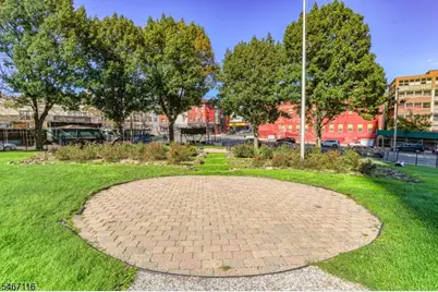 4 Beacon Way, Jersey City, NJ 07304 - Photo 45
