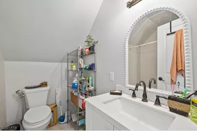 891 River Dr, Elmwood Park, NJ 07407 - Photo 27