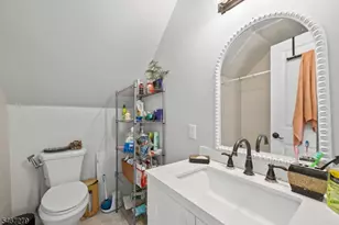 891 River Dr, Elmwood Park, NJ 07407 - Photo 27