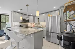 891 River Dr, Elmwood Park, NJ 07407 - Photo 19