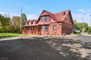 891 River Dr, Elmwood Park, NJ 07407 - Photo 35