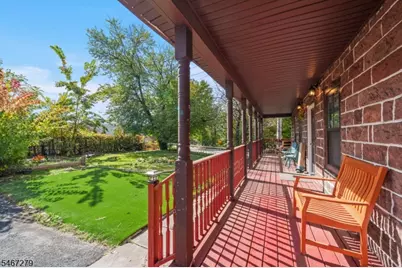 891 River Dr, Elmwood Park, NJ 07407 - Photo 17