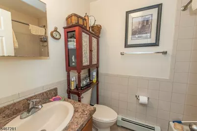 231 9th St, Fairview, NJ 07022 - Photo 5