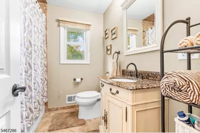 1 Ledgewood Trl, Kinnelon, NJ 07405 - Photo 13