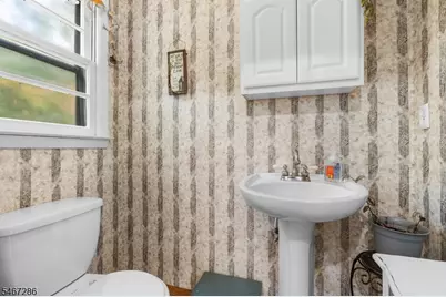 1 Ledgewood Trl, Kinnelon, NJ 07405 - Photo 29