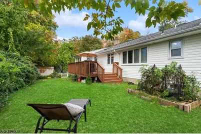 1 Ledgewood Trl, Kinnelon, NJ 07405 - Photo 33