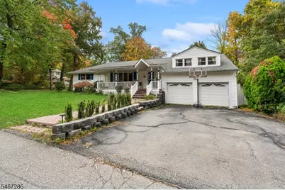 1 Ledgewood Trl, Kinnelon, NJ 07405 - Photo 37