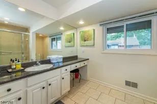 250 Ridgedale Ave A, Florham Park, NJ 07932 - Photo 27